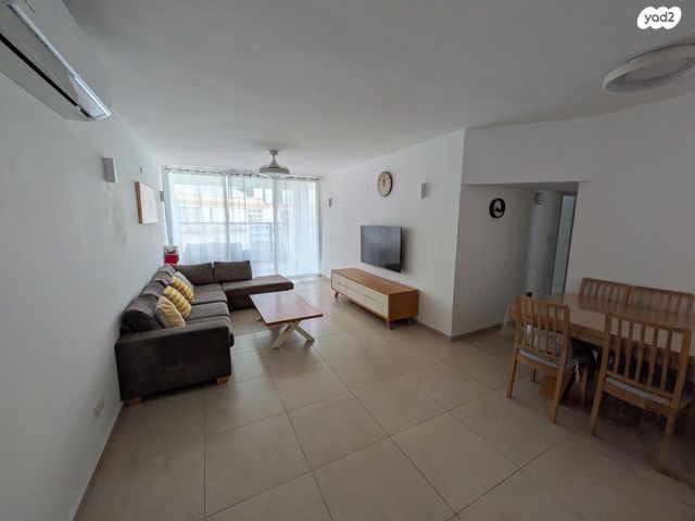 דירה, אברמוביץ' 7, אברמוביץ', ראשון לציון