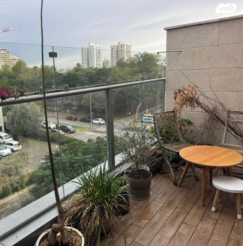 דירה, אנדרסן 14, נווה אביבים, תל אביב יפו