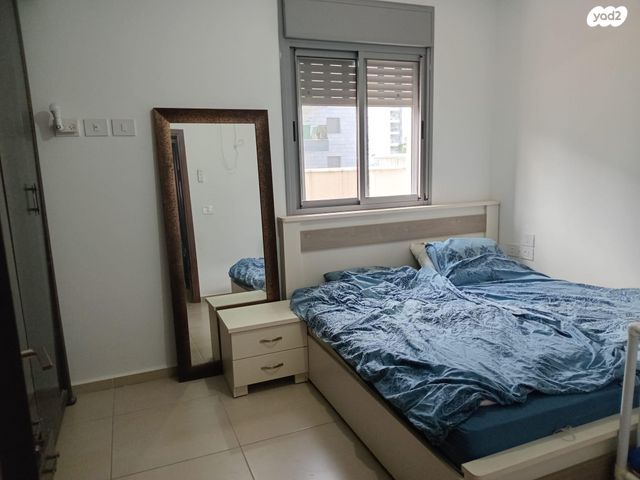 דירה, הקהילה 26, בצוותא, חריש