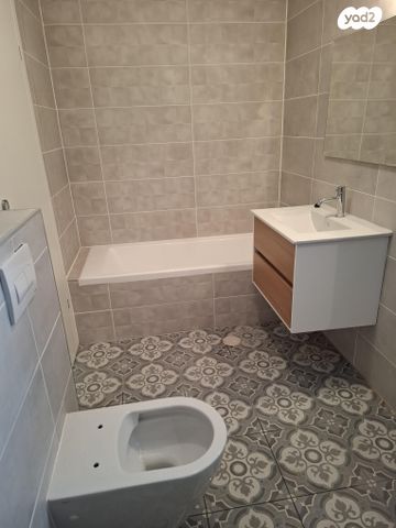 דירה, יונה וולך 7, גרין פארק החדשה, הוד השרון