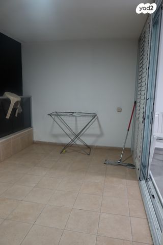 דירה, המעפילים 15, רובע ב', אשדוד