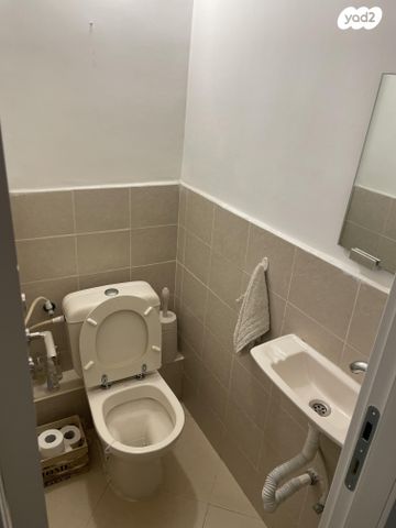 דירה, עולי הגרדום 340, ארמון הנציב, תלפיות מזרח, ירושלים