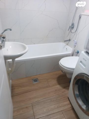 תיירות ונופש, חברת ש"ס 13, מאה שערים, ירושלים