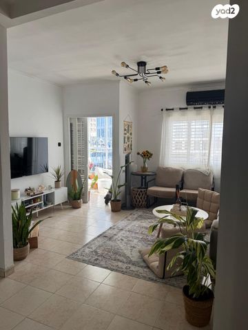 טשרניחובסקי 55