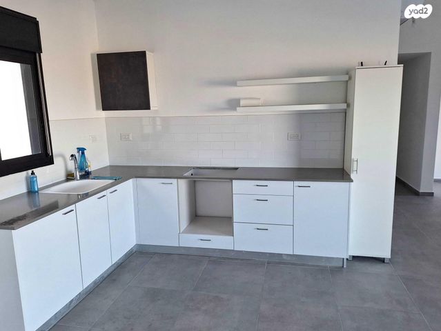 עמירם חרלף 8