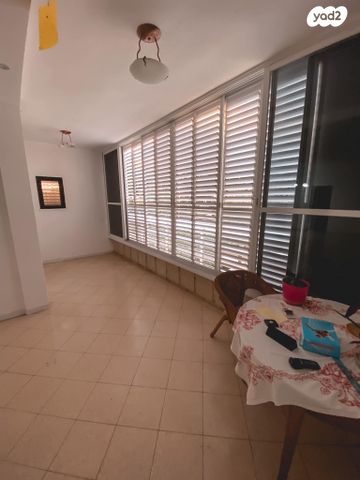 דירה, אליעזר בן יהודה 1, מרכז העיר דרום, נתניה