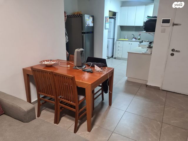 דירה, שרה אהרונסון 40, אזור הבילויים, רמת גן