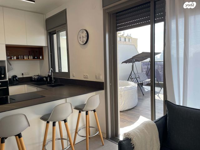 יהושע חנקין 37