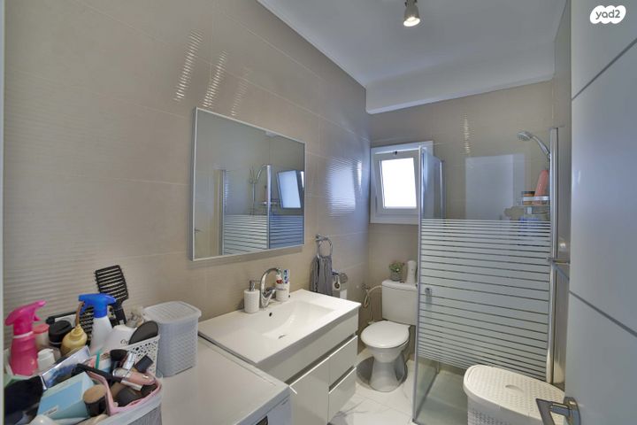 דירה, הרב הרצוג 10, לב העיר, בת ים