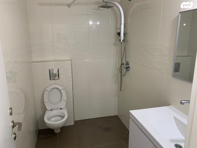 מרתף/ פרטר, צה"ל 28, צה"ל, ראש העין