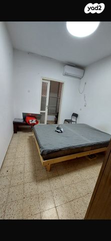 טשרניחובסקי 24