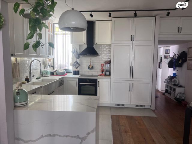 דירה, ויסוצקי 4, הצפון החדש - כיכר המדינה, תל אביב יפו