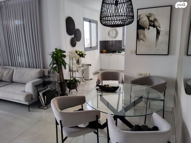 יוחנן הסנדלר 8