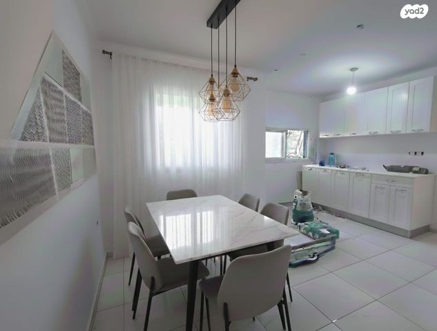 דירה, משה אבן עזרא 1, רובע ה', אשדוד