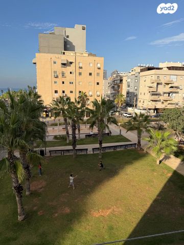 דירה, דרך בן גוריון 35, הגבול רוטשילד, בת ים