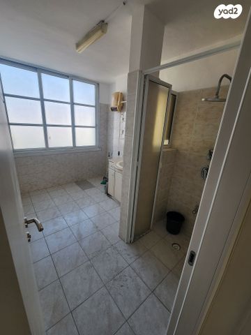 דירה, הרצפלד 2, ניר אביב, תל אביב יפו