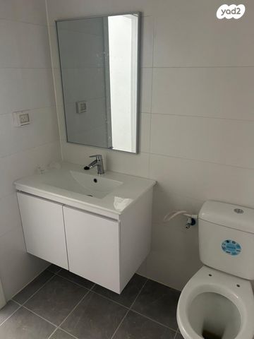 דירה, אורן 1, בת חפר, בת חפר