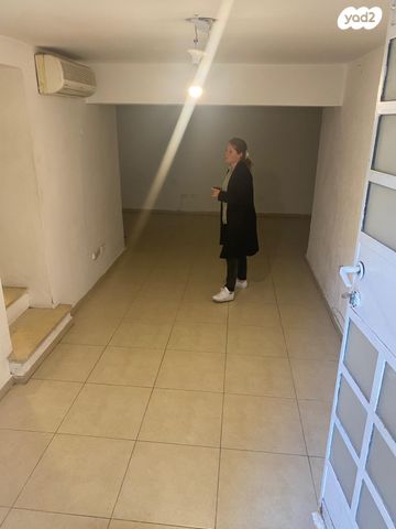 דירה, שדרות בן מיימון 26, רחביה, ירושלים