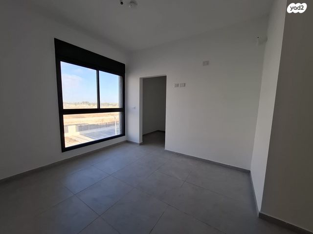 דירה, אלה 23, בת חפר, בת חפר