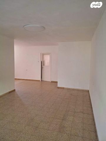 דירה, הגליל 14, ביאליק דרום, קרית ביאליק