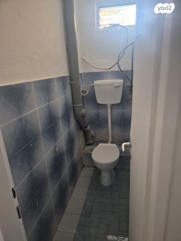 דירה, מאיר נקר 10, ארמון הנציב, תלפיות מזרח, ירושלים