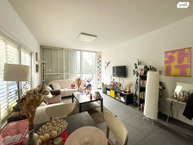 ארלוזורוב 42