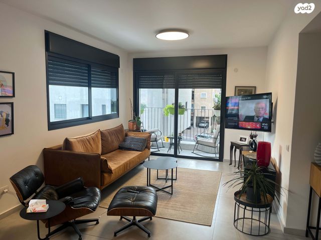 דירה, הכנסת 35, ארלוזורוב, גבעתיים