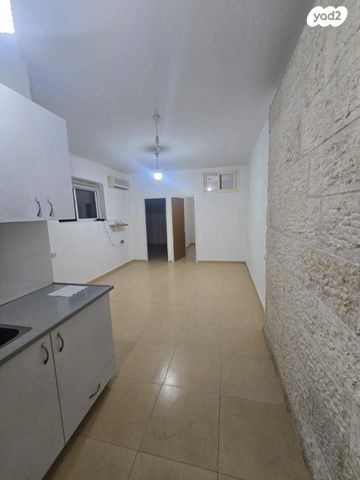 א.י. שחראי 31