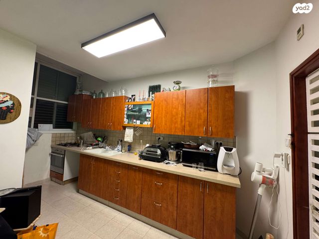 דירה, המלבן 12, הל"ה, גבעתיים