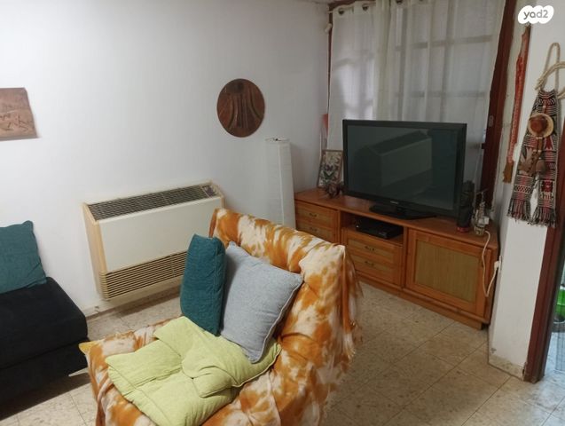 דירת גן, המעפילים 15, שכונת ותיקים, אבן יהודה