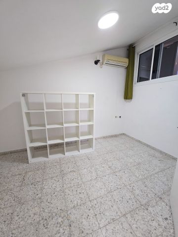 מלכי ישראל 24