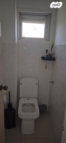 דירה, הרצל 8, עמיחי, קרית עקרון