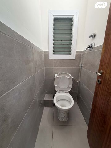 דירת גן, מנחם בגין 79, שאר העיר, חצור הגלילית