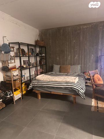 יחידת דיור, מעלה החמישה, מעלה החמישה, מעלה החמישה