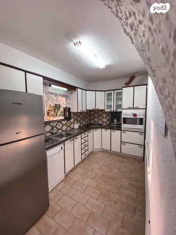 דירה, אליעזר בן יהודה 1, מרכז העיר דרום, נתניה