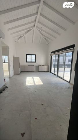 גג/ פנטהאוז, חיים לסקוב 1, השכונה המערבית, מגדל העמק