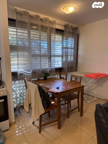 דירה, גדליהו 13, נווה שאנן, חיפה