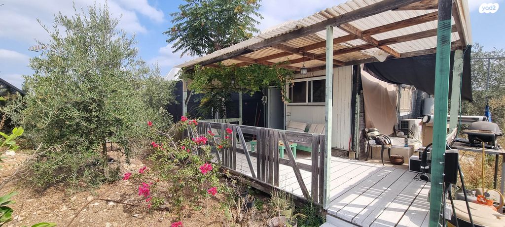 דירה, ציפורנית 6, הפרחים, מודיעין מכבים רעות