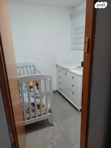 דירה, שרה אהרונסון 40, אזור הבילויים, רמת גן