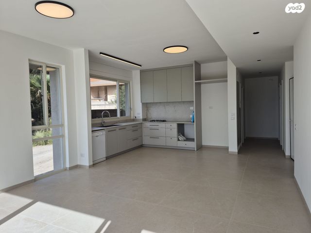 בית פרטי/ קוטג', האלון 4, תמרת, תמרת