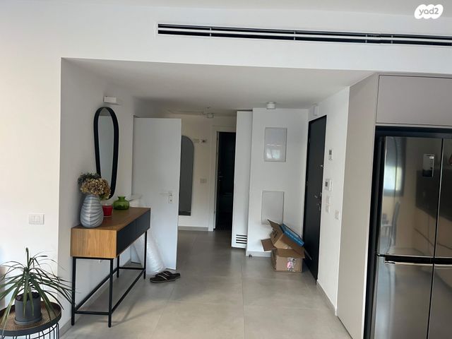 דירה, הכנסת 35, ארלוזורוב, גבעתיים