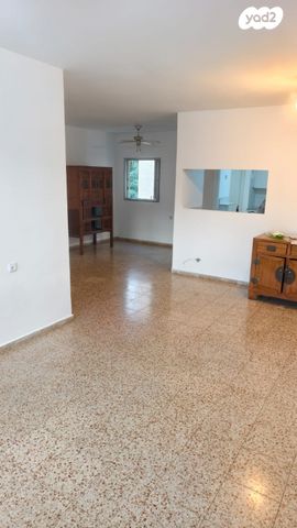 דירה, אליעזר יפה 45, נווה דוד רמז, רעננה