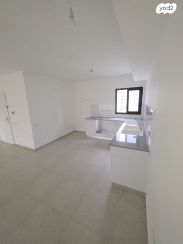 דירה, נחל צאלים 6, נאות שקמה, שדרות