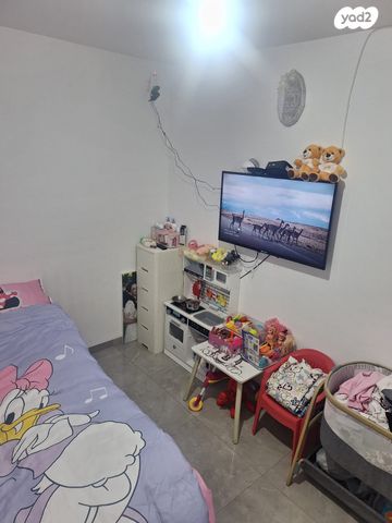 דירה, התותחנים 25, תל גיבורים, חולון