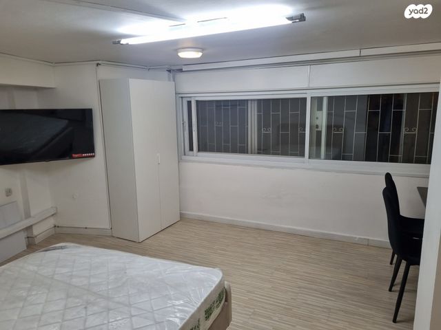 דירה, השישה עשר 27, פסגת זאב, ירושלים