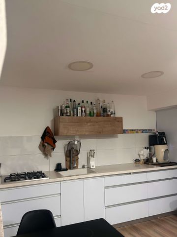 דירה, המלך דוד 6, נווה דוד, חיפה