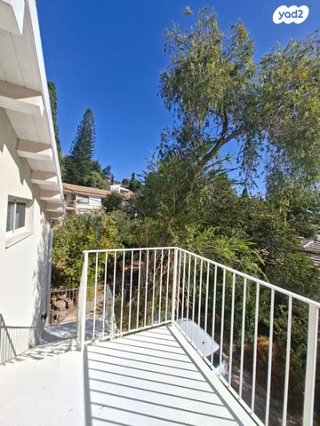 דירה, הטבעונים 2, גיניגר, גיניגר