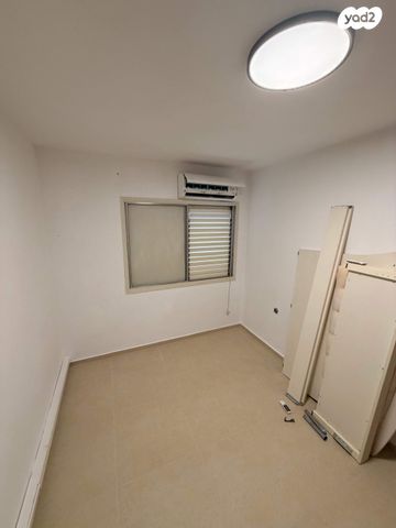 דירה, ההגנה 32, עמידר, נהריה