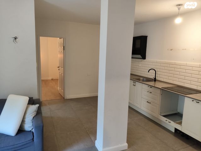 דירת גן, הברוש 9, בית נקופה, בית נקופה