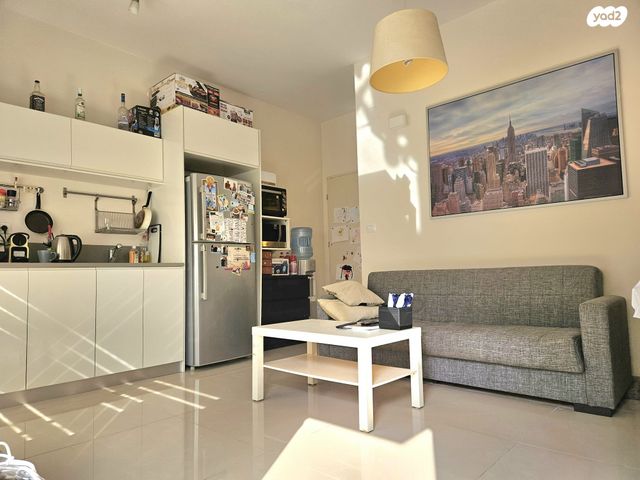 יחידת דיור, אלון 10, מעונה, מעונה